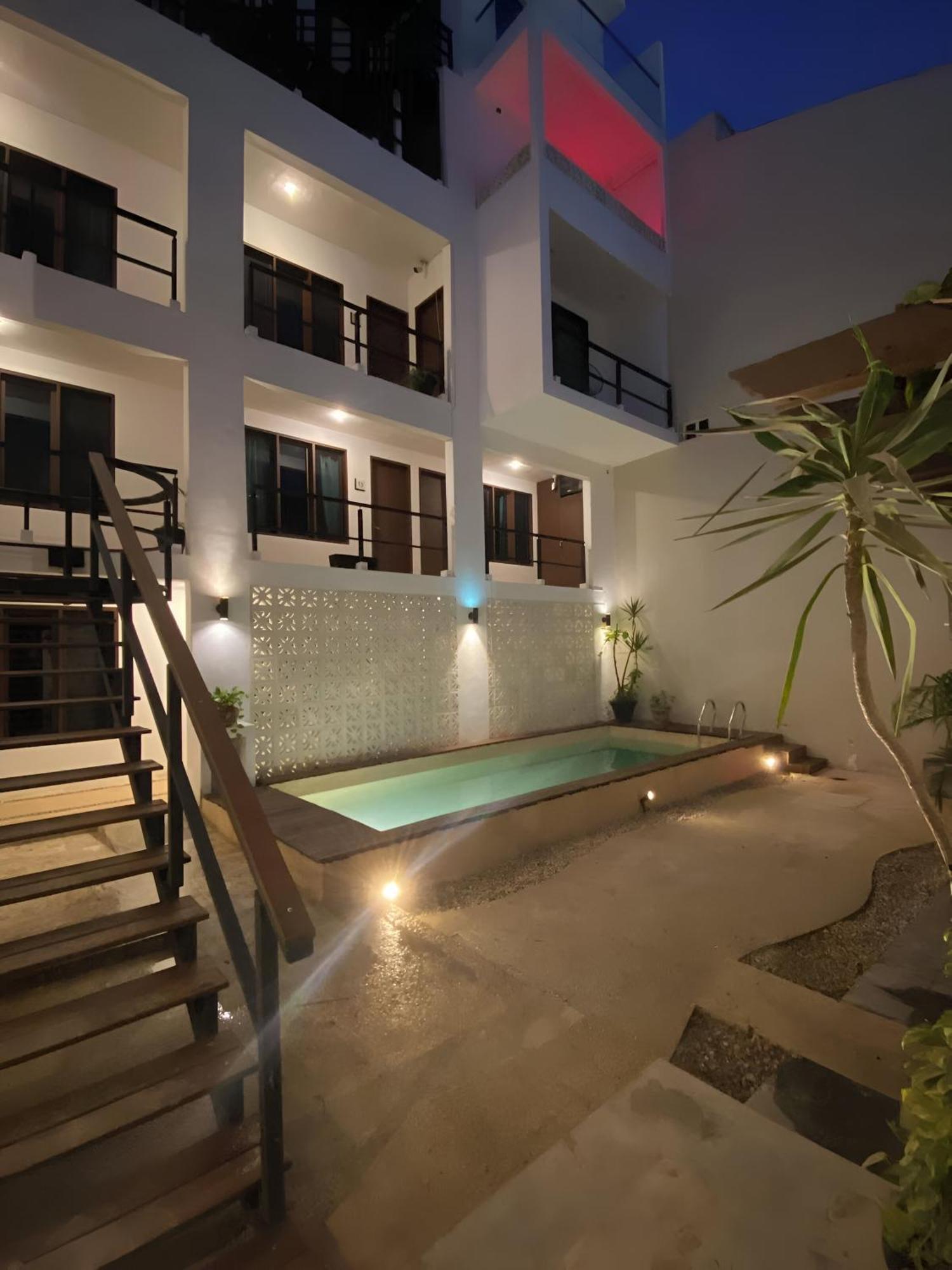 Live The Life Luxury, Location And Total Comfort
